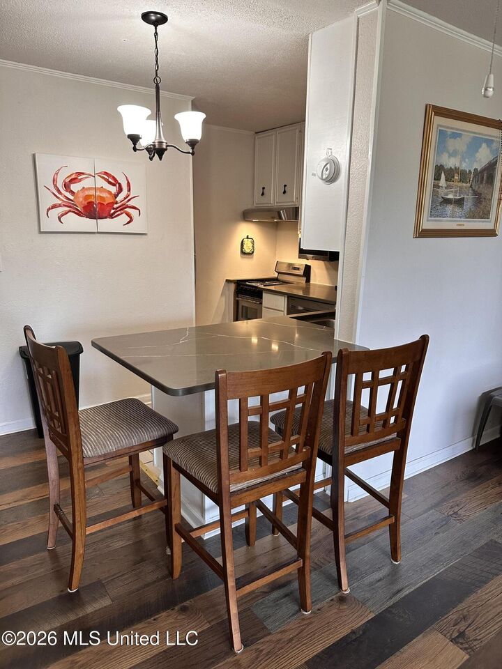 Property Photo: 230 Lakeside Villa MS 39525