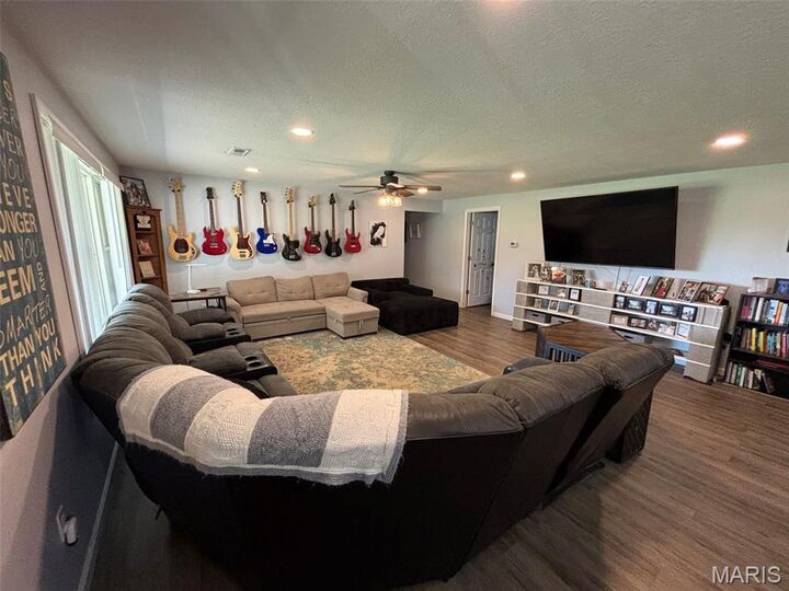 Property Photo: 22278 State Highway 156 MO 63440