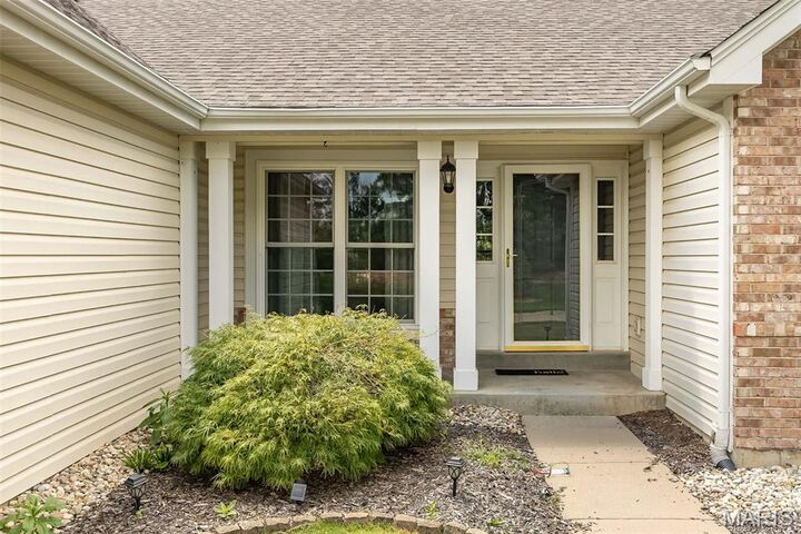 Property Photo: 2088 Avalon Ridge Circle MO 63026