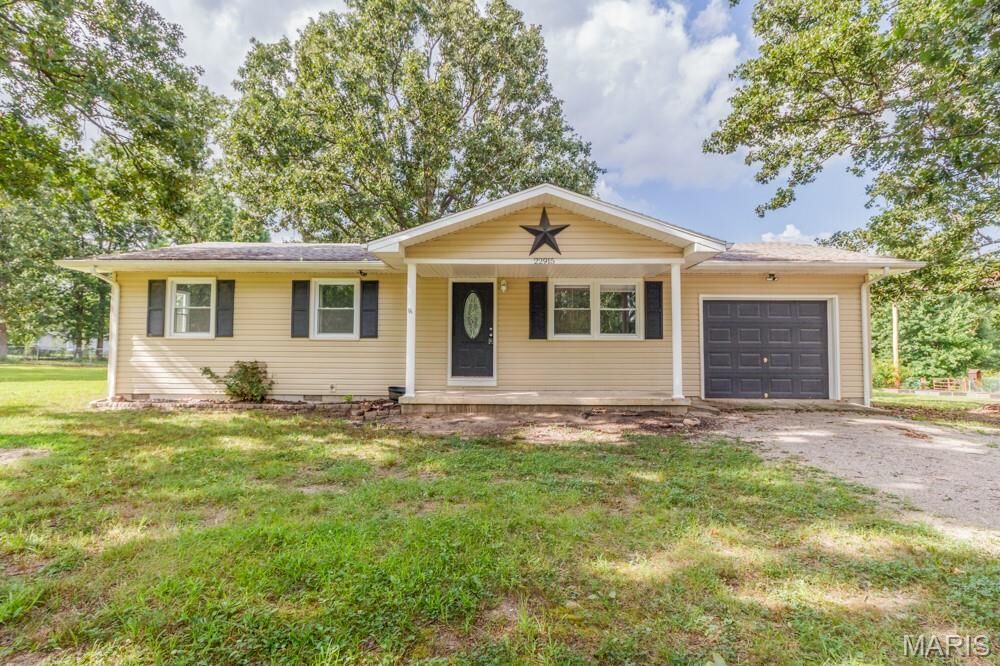 Property Photo: 22915 Daisy Road MO 65536