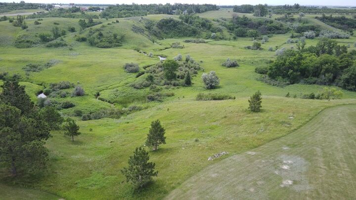 Property Photo: 711 Aster Loop ND 58701