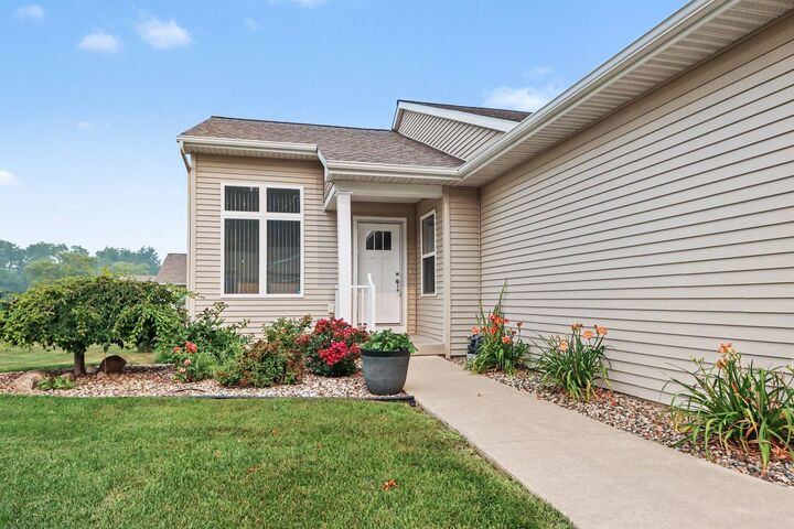 Property Photo: 1243 S Village Circle MI 49009
