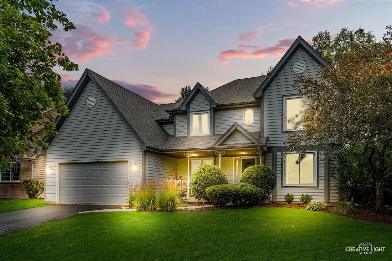Property Photo:  490 Waubonsee Circle  IL 60543 