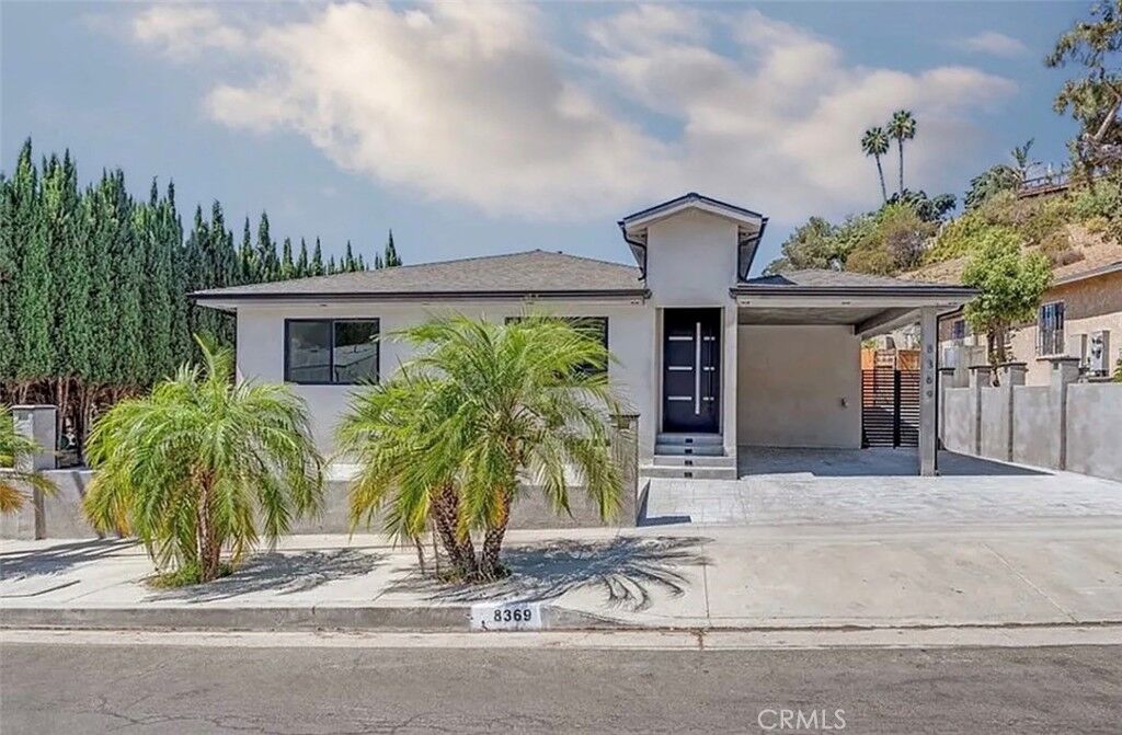 Property Photo: 8369 Vine Valley CA 91352