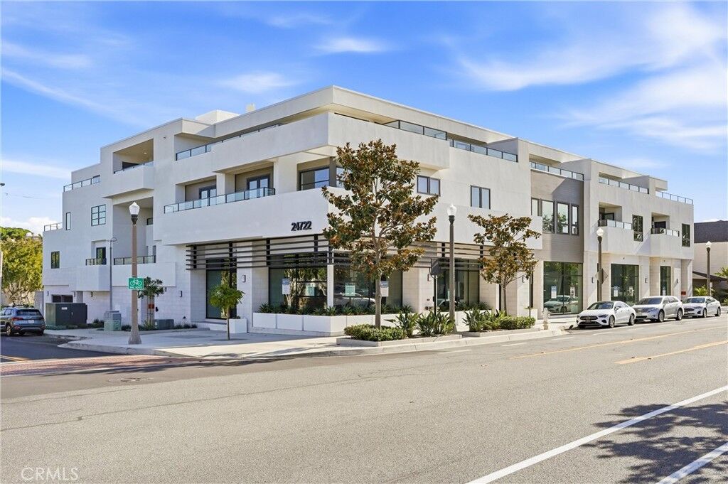 Property Photo:  24722 Del Prado 201  CA 92629 