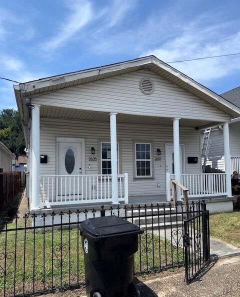 Property Photo:  2635 37 N Rocheblave Street  LA 70117 