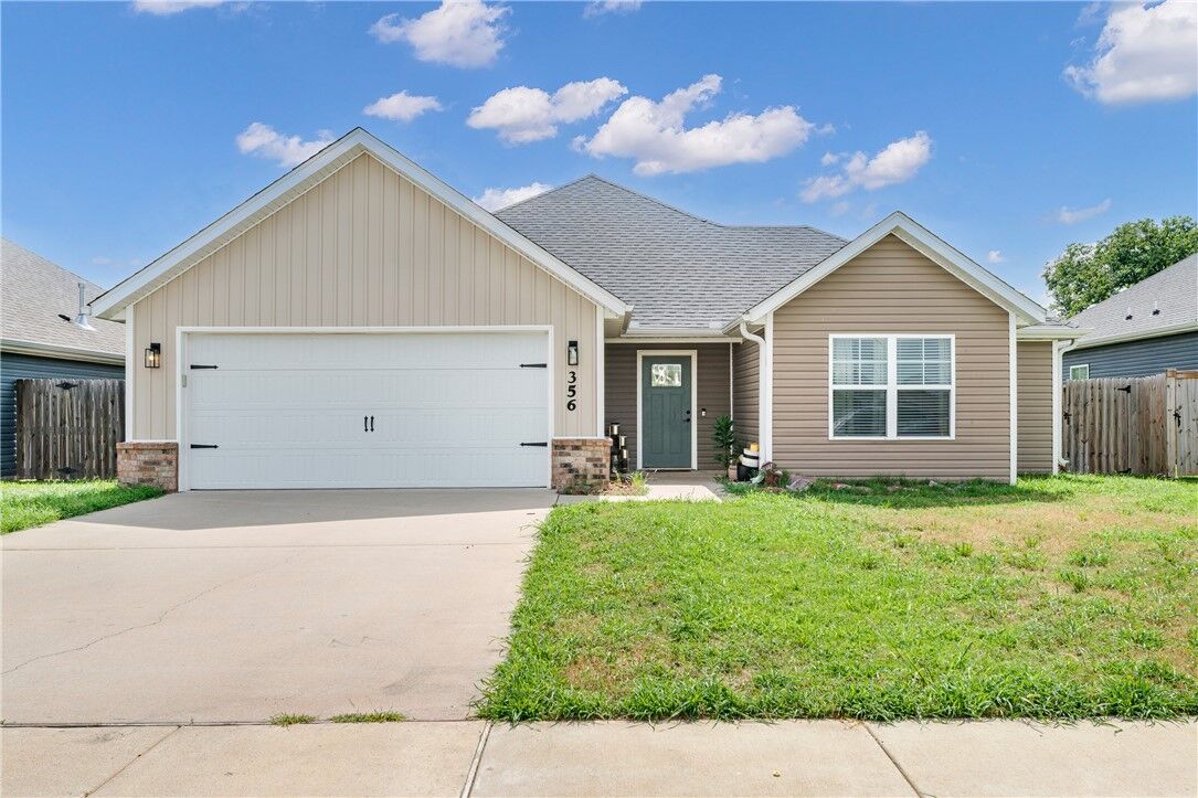 Property Photo:  356 Miles Avenue  AR 72734 
