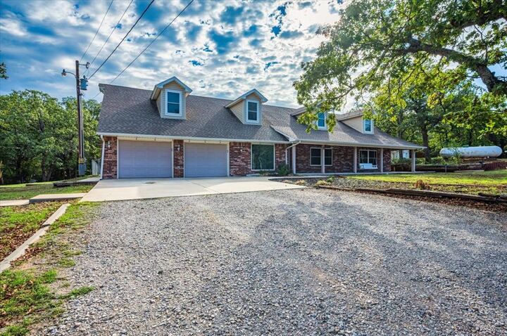 Property Photo:  8000 N Harrah Road  OK 73045 