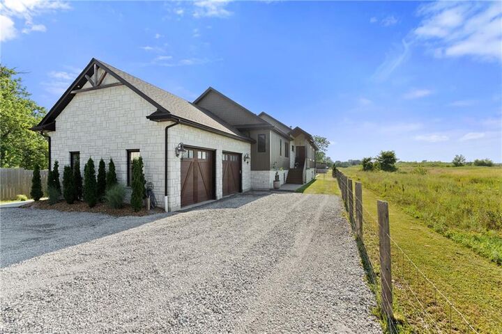 Property Photo: 1519 Merrittville Highway ON L3B 5N5