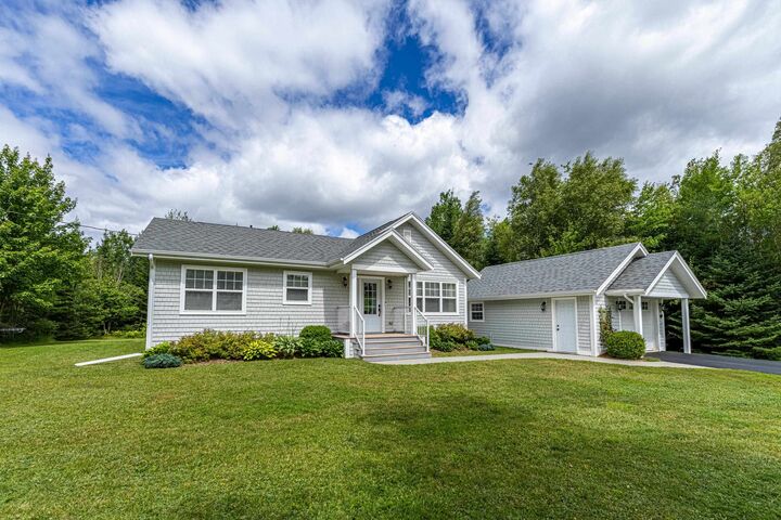 Property Photo: 210 Winter River Circle PE C0A 1P0