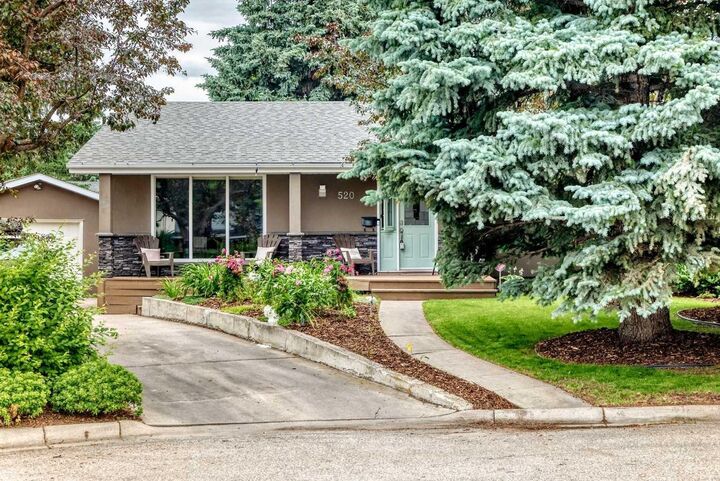 520 Oakwood Place SW — photo 1