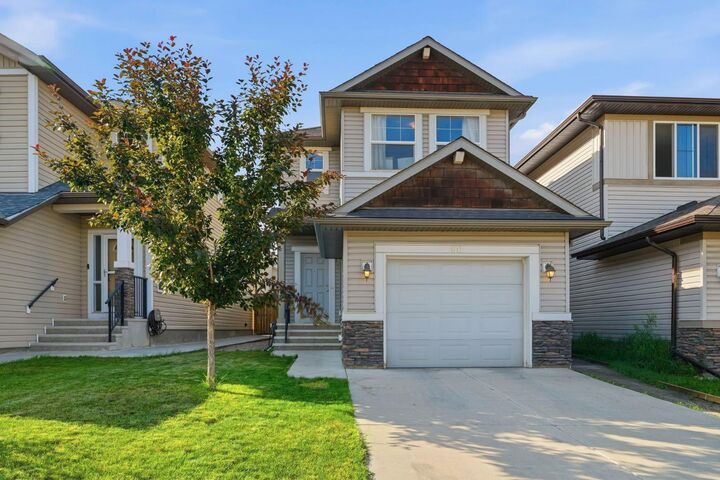 98 Panton Way NW — photo 1