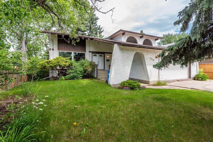 Property Photo: 1320 116 Avenue SW AB T2W 2A5