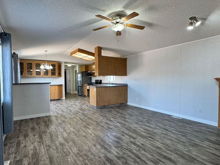 Property Photo:  10915 96A Street  AB T0H 0W3 
