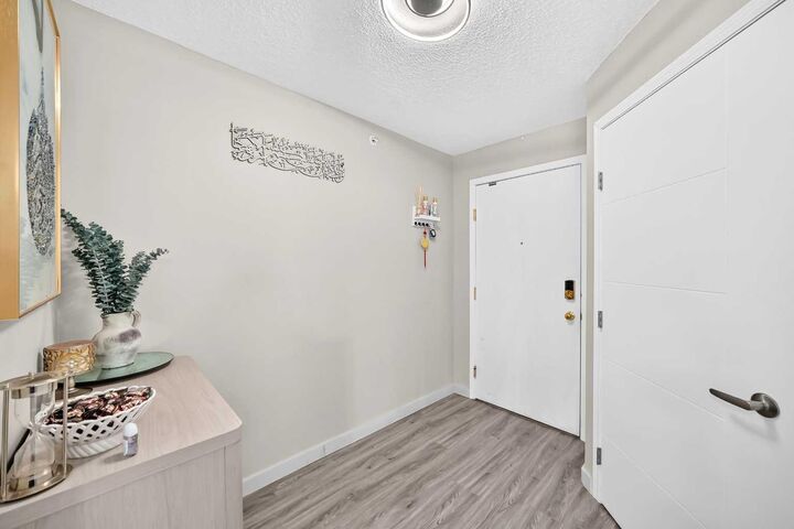 Property Photo: 6635 25 Avenue NE 1301 AB T1Y 7K9