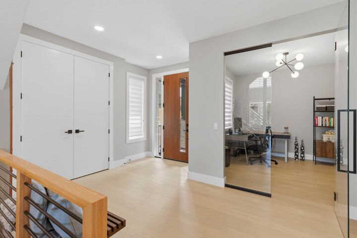 Property Photo: 269 Aspen Summit Heights SW AB T3H 6H1