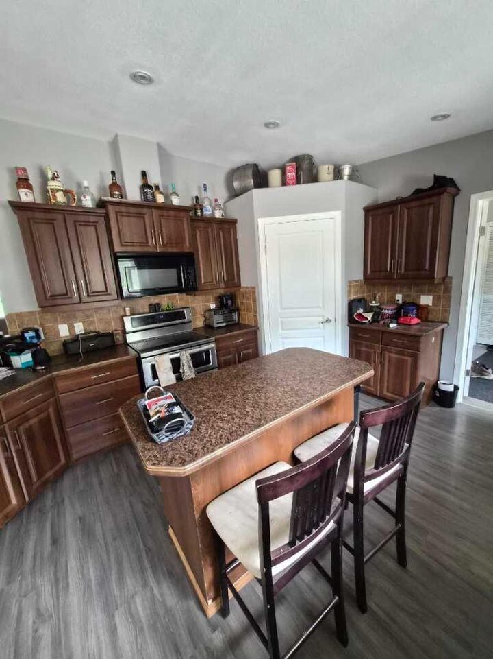 Property Photo: 721023 Range Road 113 AB T0H 0C0