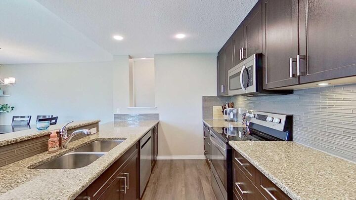 Property Photo:  39 Sunrise View  AB T4C 0M8 