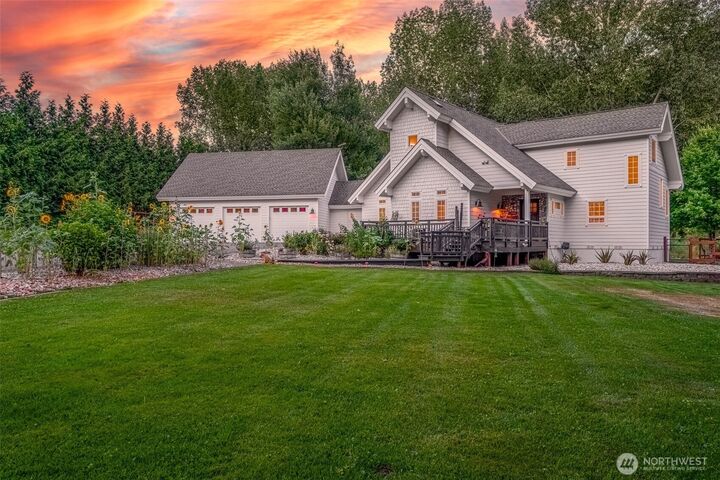 Property Photo: 184 Eagle Place WA 98826
