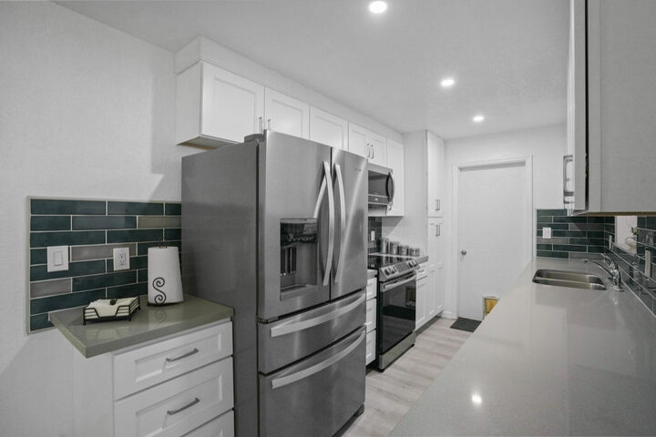 Property Photo: 2270 SW 30th Terrace FL 33312