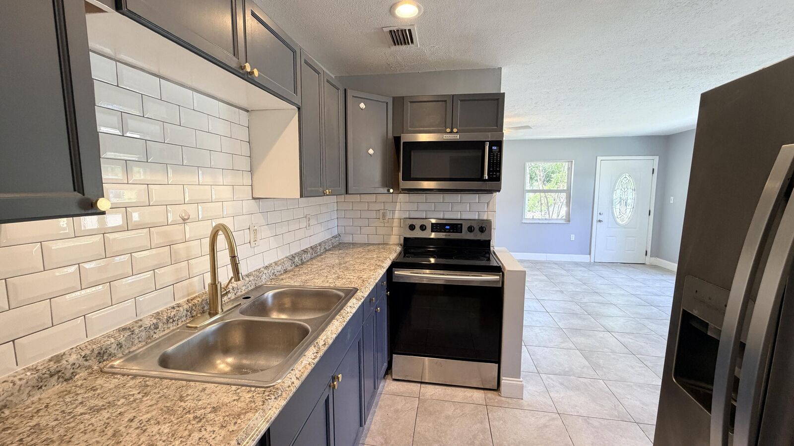 Property Photo:  607 N 19th Street  FL 34950 