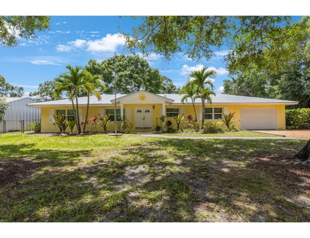 Property Photo:  1125 41st Avenue  FL 32960 