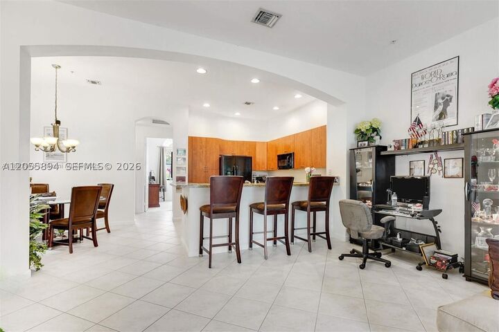 Property Photo: 2901 NW 126th Ave 2-415 FL 33323