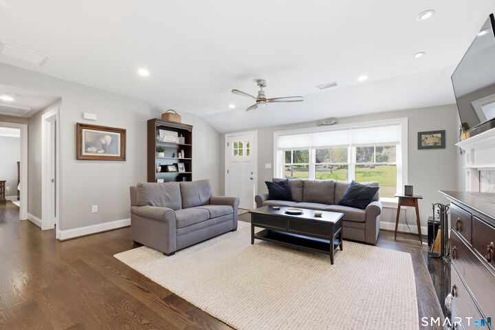 Property Photo:  1 Fernwood Lane  CT 06032 