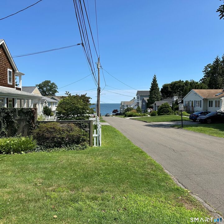 Property Photo:  49 Norwood Avenue  CT 06460 