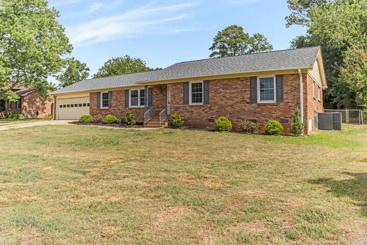 Property Photo: 112 Shoally Park Drive SC 29316