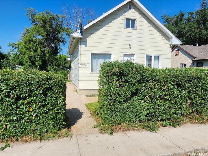Property Photo: 4912 Tribune Street SK S0L 2C0