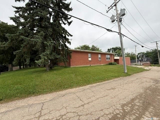 Property Photo: 428 Third Street SK S0A 1S0