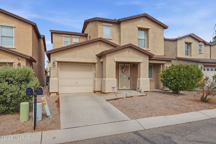 Property Photo: 8471 N Placita De La Manzana AZ 85742
