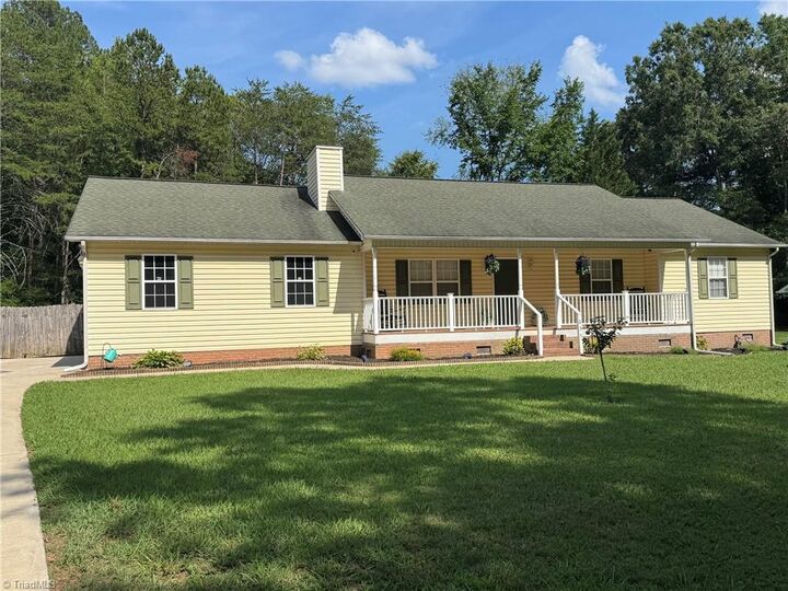 Property Photo: 635 Charles Street NC 28138