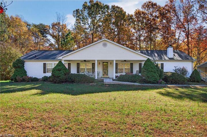 Property Photo: 2631 Price Grange Road NC 27288