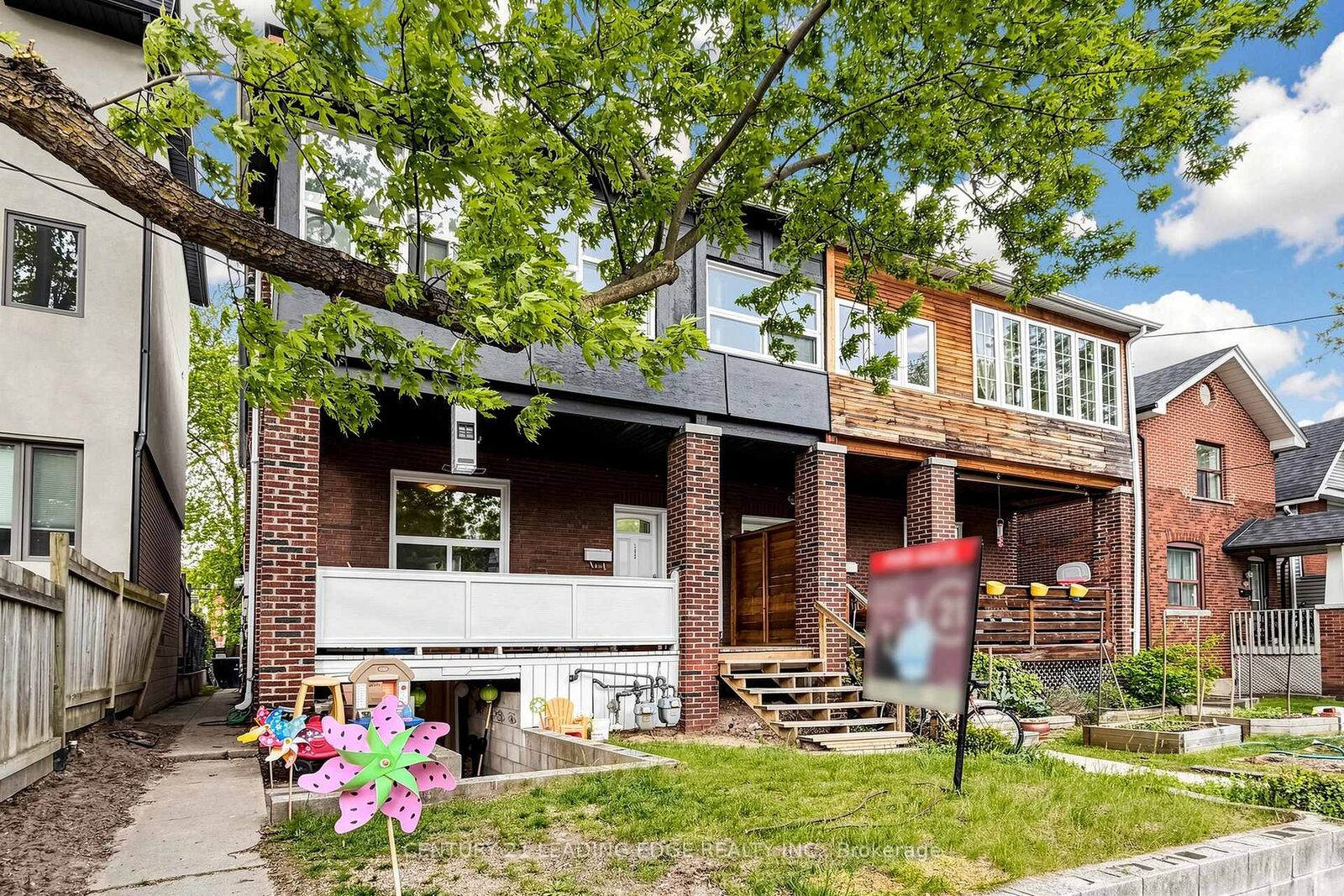 Property Photo:  395 Rhodes Avenue  ON M4L 3A6 