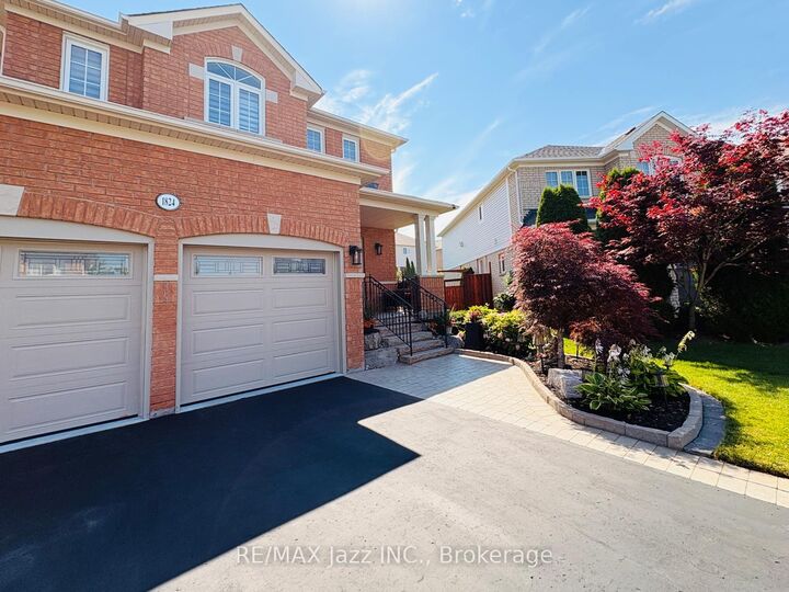 Property Photo: 1824 Birchview Drive ON L1K 3B9
