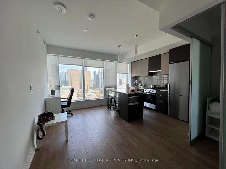 Property Photo: 203 College Street 1407 ON M5T 1P9