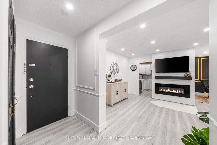 Property Photo: 131 Taunton Road E 502 ON L1G 3T8