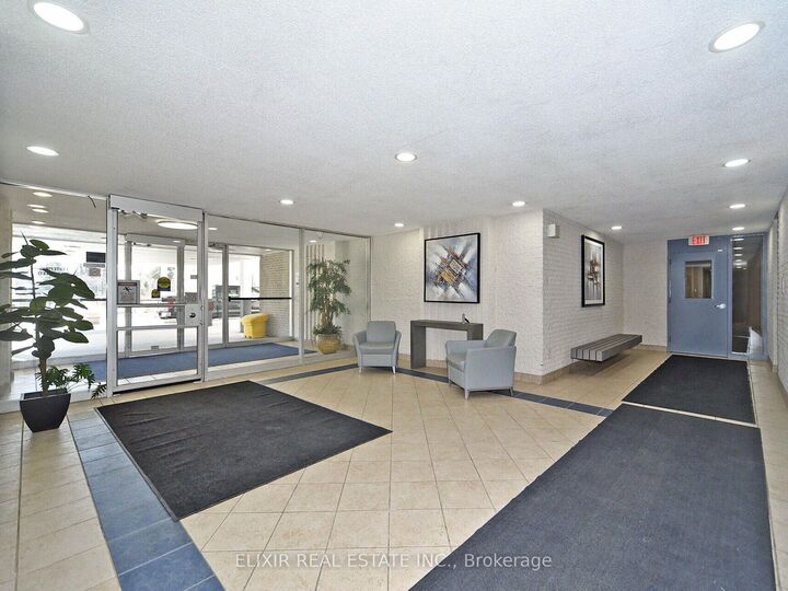 Property Photo: 1360 York Mills Road 1401 ON M3A 2A3