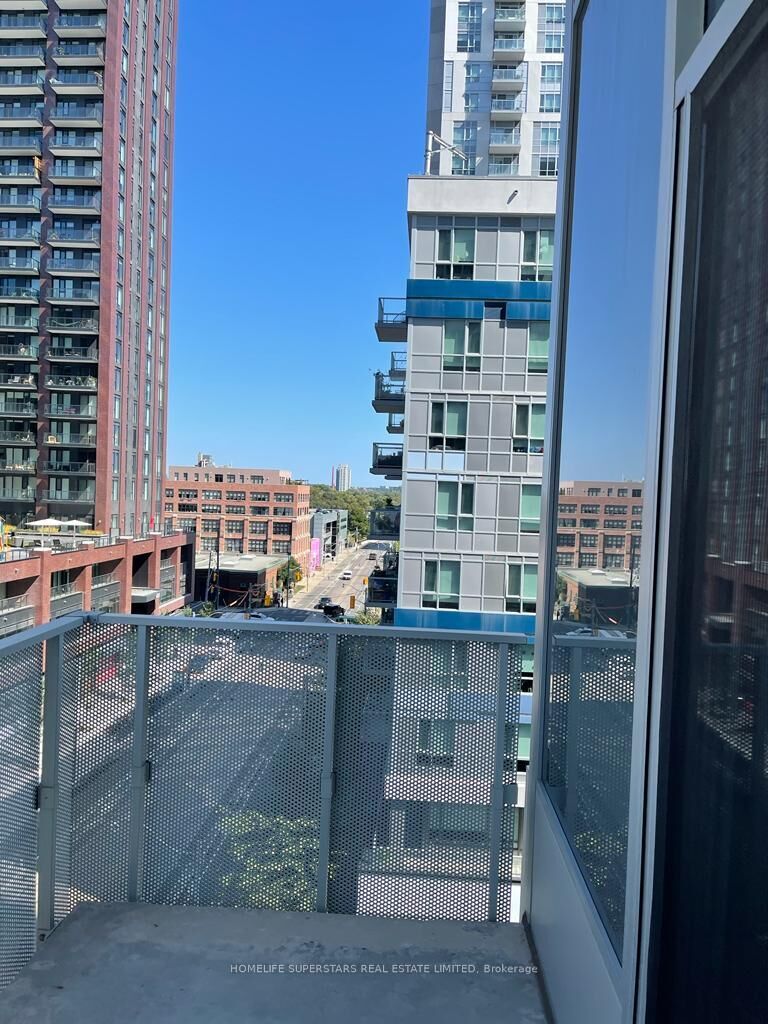 Property Photo:  20 Tubman Avenue 616  ON M5A 0M5 