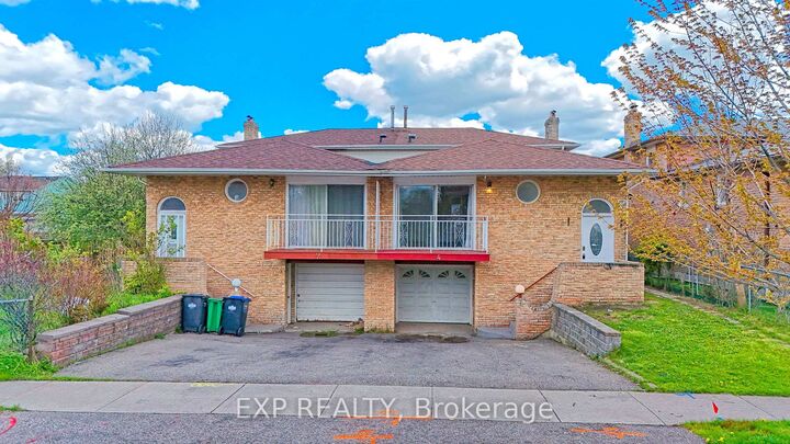 Property Photo:  4 Fallway Road Upper  ON L6V 3H2 