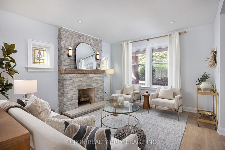 Property Photo: 65 Harding Boulevard ON M1N 3C8