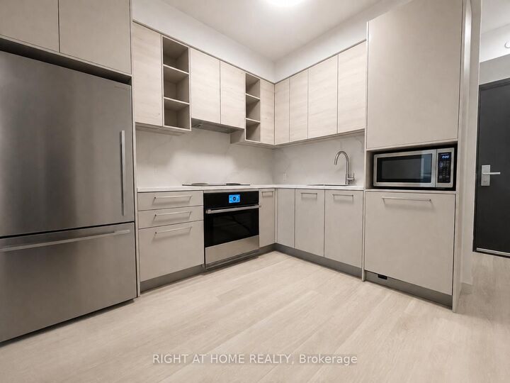 Property Photo: 38 Gandhi Lane 702 ON L3T 0G9