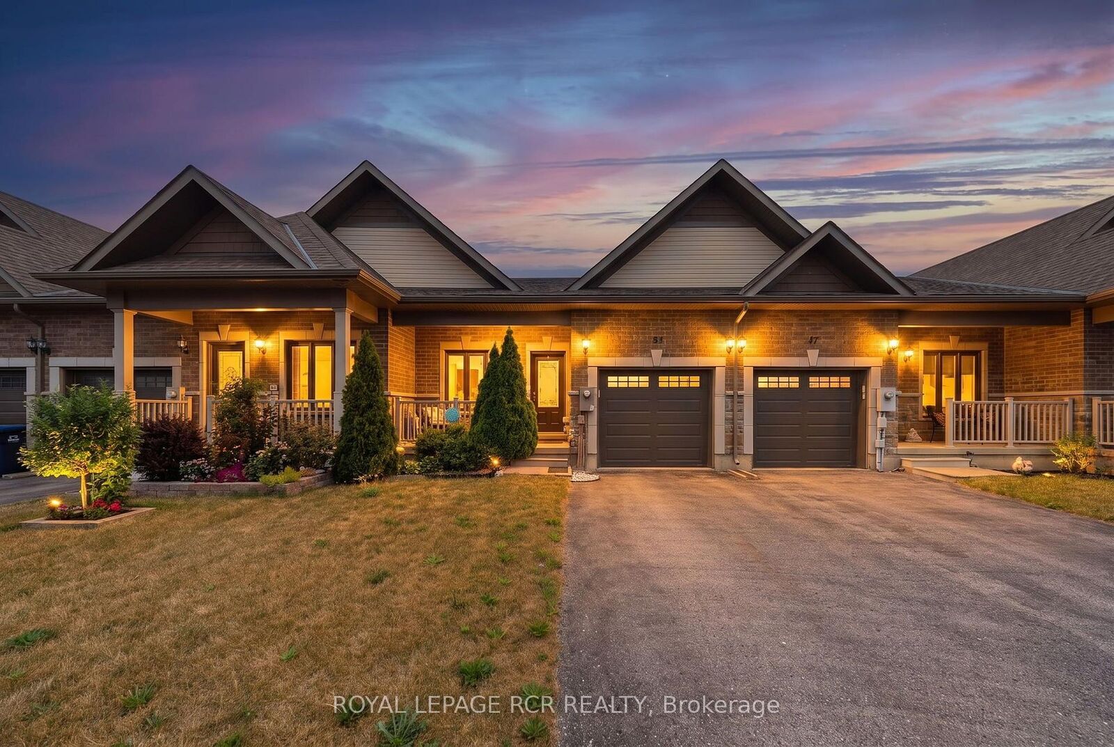 Property Photo: 55 Kingsmere Crescent ON L9R 0K6