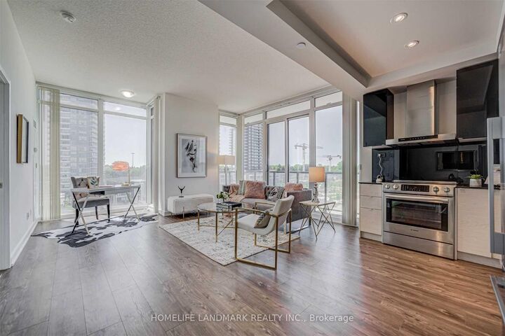 Property Photo: 72 Esther Shiner Boulevard 706 ON M2K 0C4