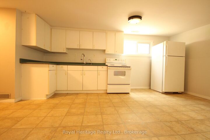 Property Photo: 135 Silas Boulevard ON L4P 2K2