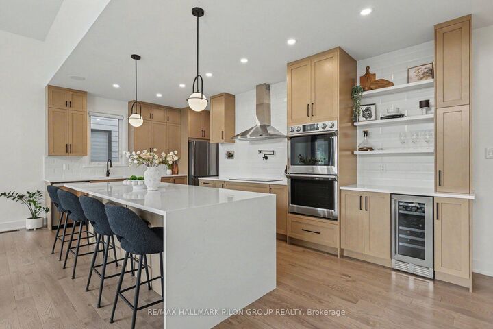 Property Photo: 211 Metric Circle ON K2V 0L3