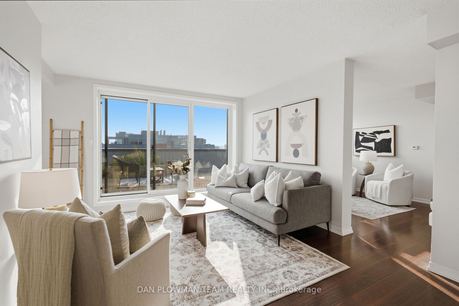 Property Photo: 80 Athol Street E 702 ON L1H 8B7