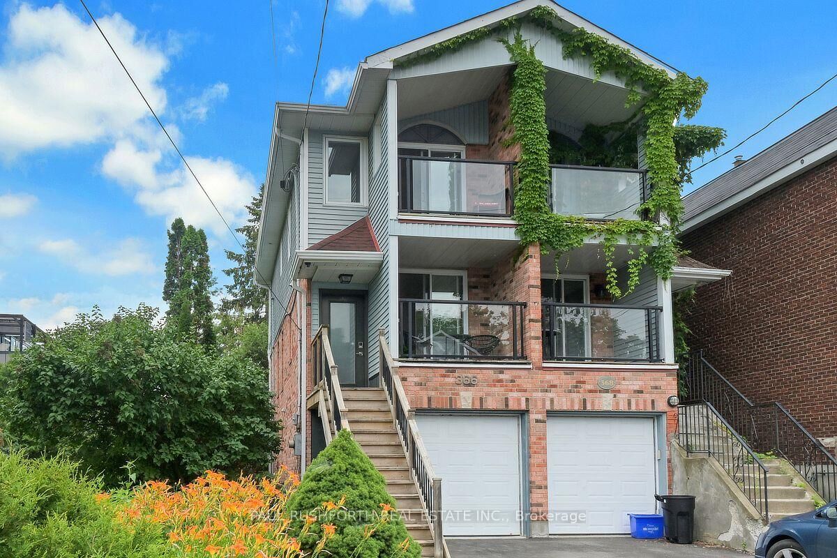 Property Photo: 366 Wilmont Avenue ON K2A 0B1
